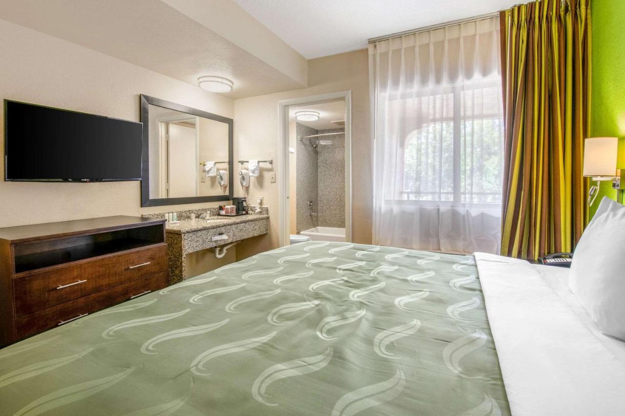 Quality Inn & Suites Jacksonville-Baymeadows Exteriér fotografie